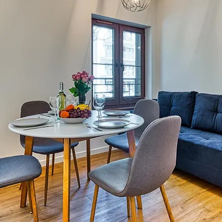 B23 Z Basenem, Sauną, Jacuzzi, Siłownią - 5d Apartment *